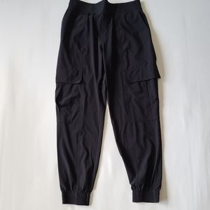 Athleta Black Chelsea Cargo Joggers Size 2